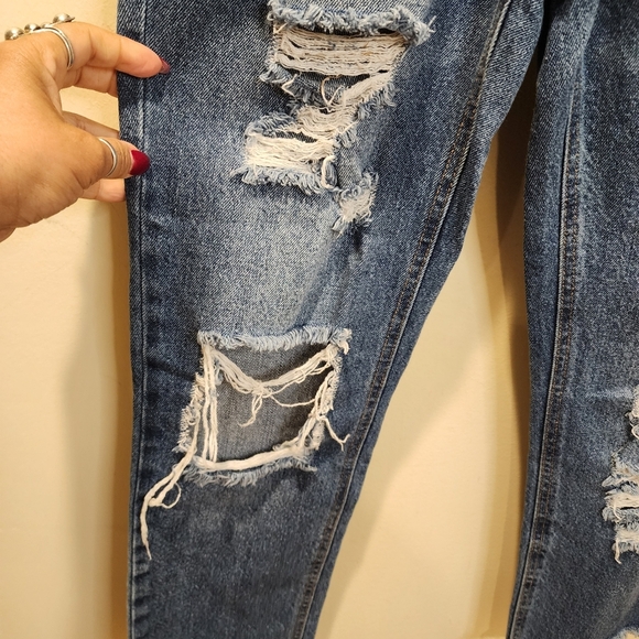 Vanilla Star 90s Boyfriend Straight Leg Medium Blue Jeans Distressing Size 3 - Picture 6 of 13